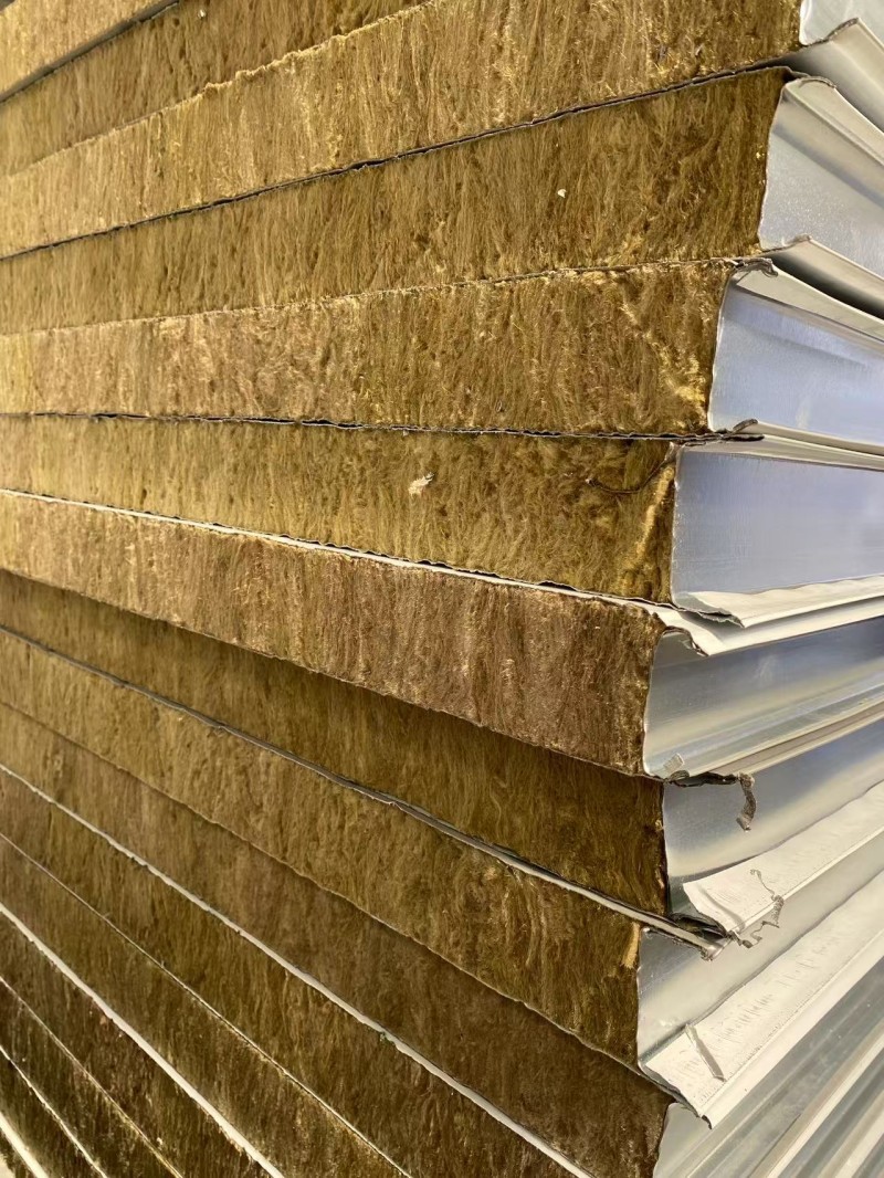 彩鋼巖棉夾芯板常用尺寸規(guī)格及厚度