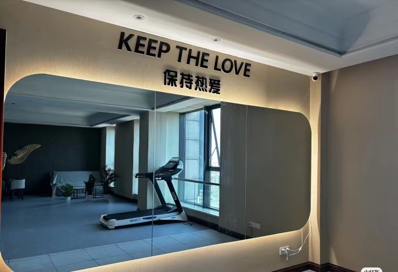 和平區(qū)安裝鏡子現(xiàn)場(chǎng)拼接